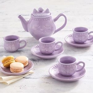 Pottery Barn Kids Ceramic Kitty Tea Set- never used